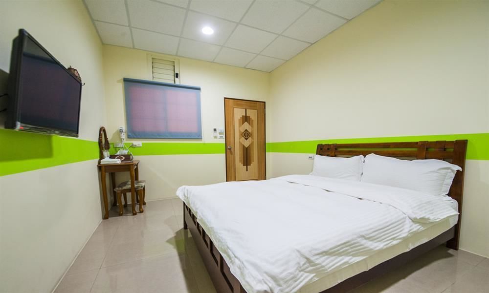 Station Backpackers Hostel Hualien City Exterior photo