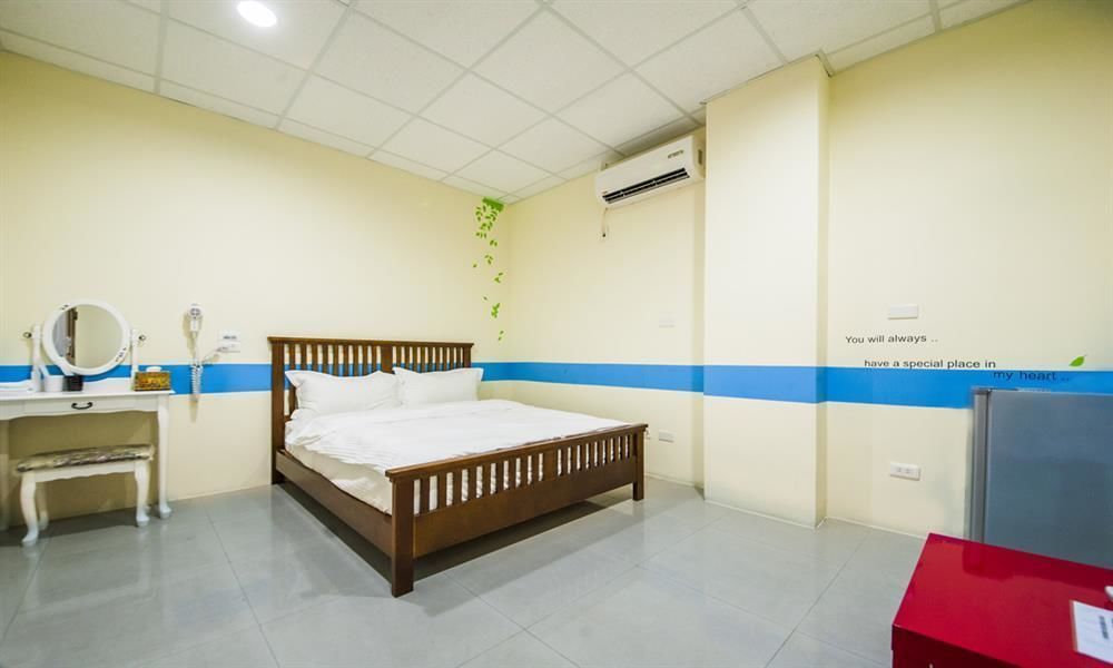 Station Backpackers Hostel Hualien City Exterior photo