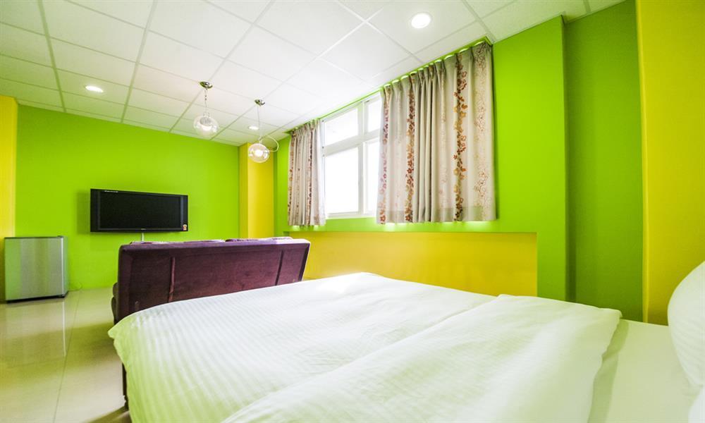 Station Backpackers Hostel Hualien City Exterior photo